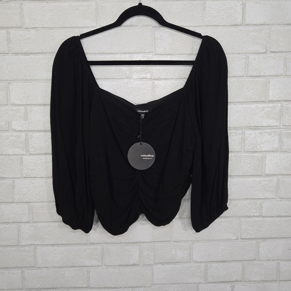 mittoshop Tops - mittoshop NWT black crop top